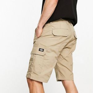 Dickies Millerville cargo shorts in khaki